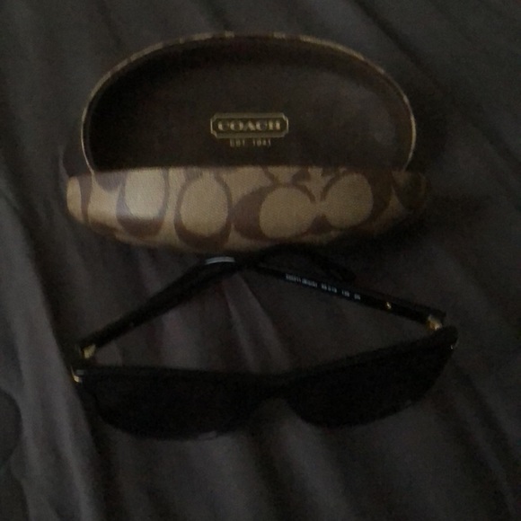 Coach sunglasses - Picture 3 of 3